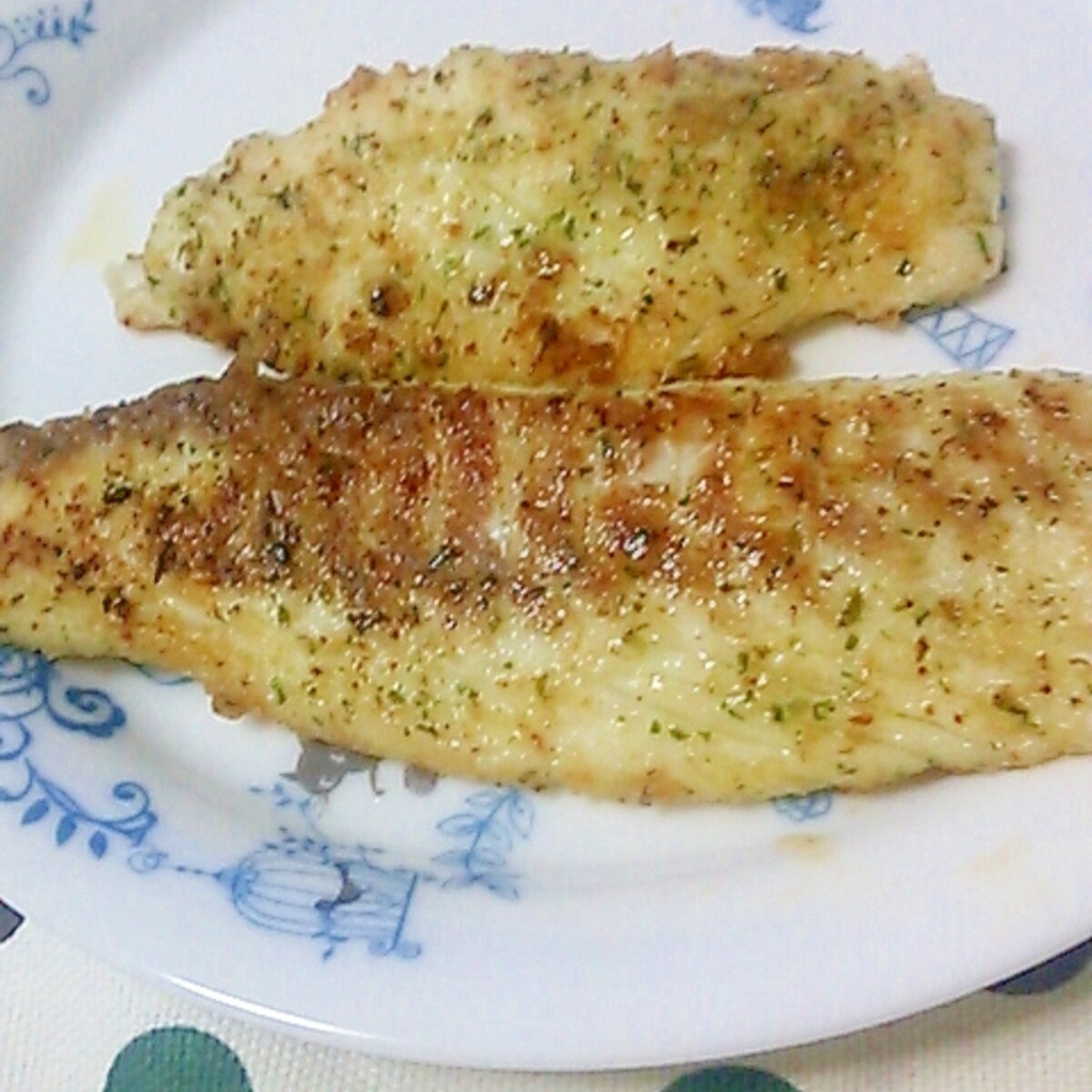 スパイスたっぷり 鯛のムニエル レシピ 作り方 By かふぇもか0301 楽天レシピ スパイスたっぷり 鯛のムニエル レシピ 作り方 By かふぇもか0301 楽天レシピ